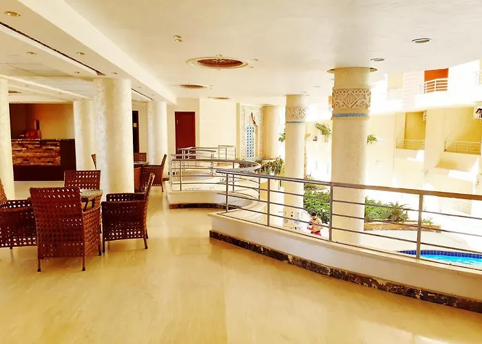 Studio Flat With Balcony, Free Access To Beach And Pools At Casablanca Beach Gurdaka